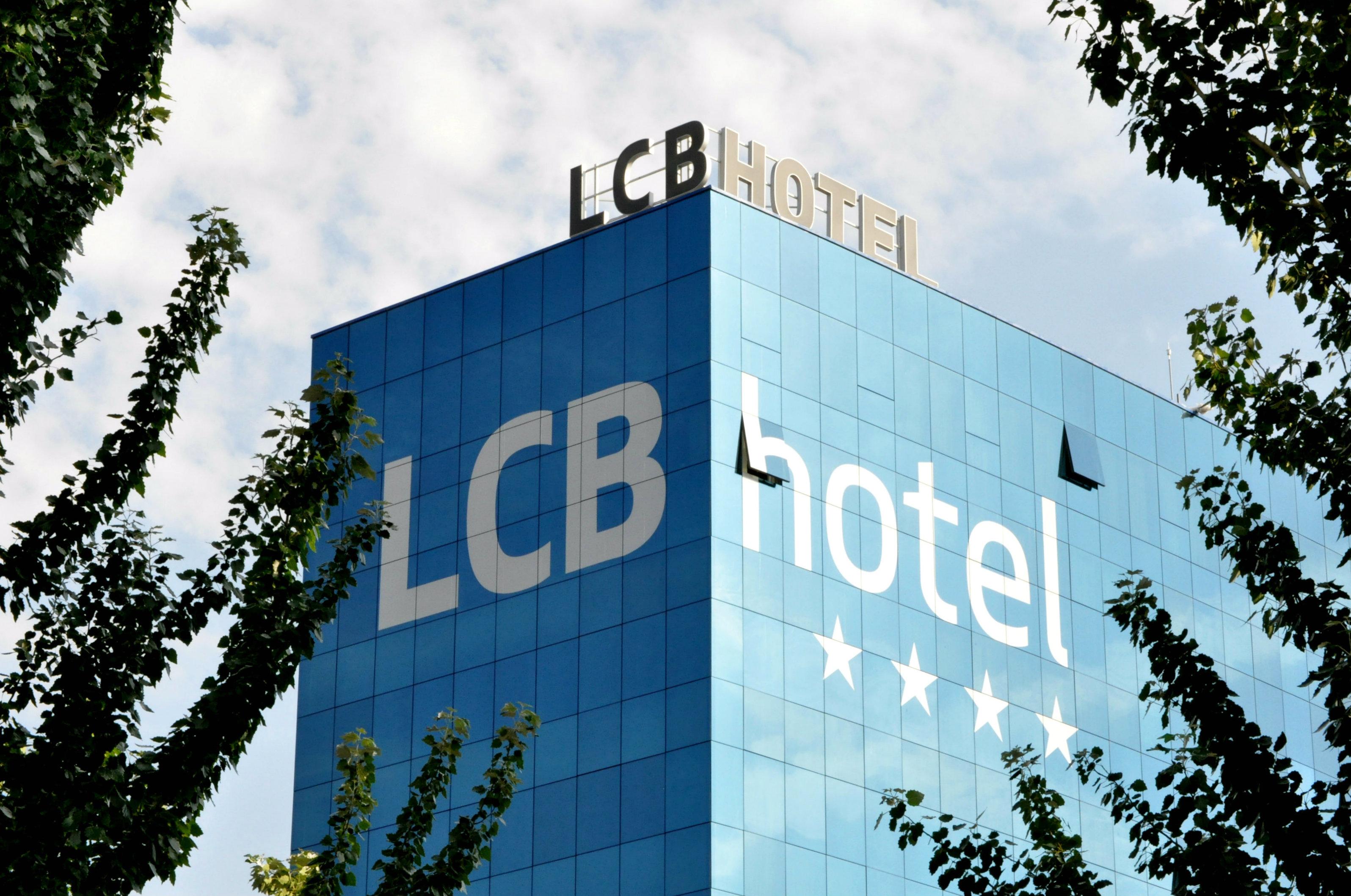 Lcb Hotel Fuenlabrada Exterior photo