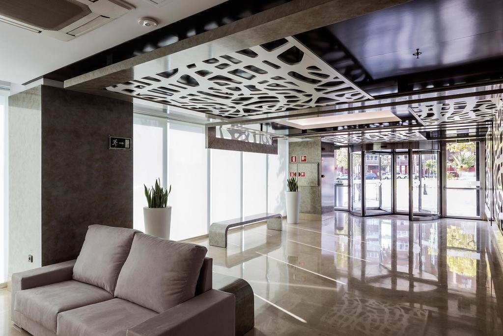 Lcb Hotel Fuenlabrada Exterior photo